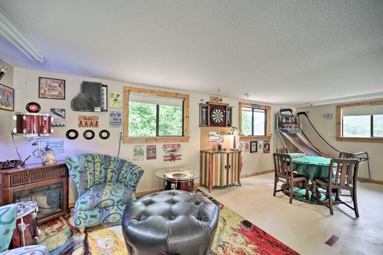 Vibrant Bryson City Home With Mtn Views And Deck! Eksteriør bilde