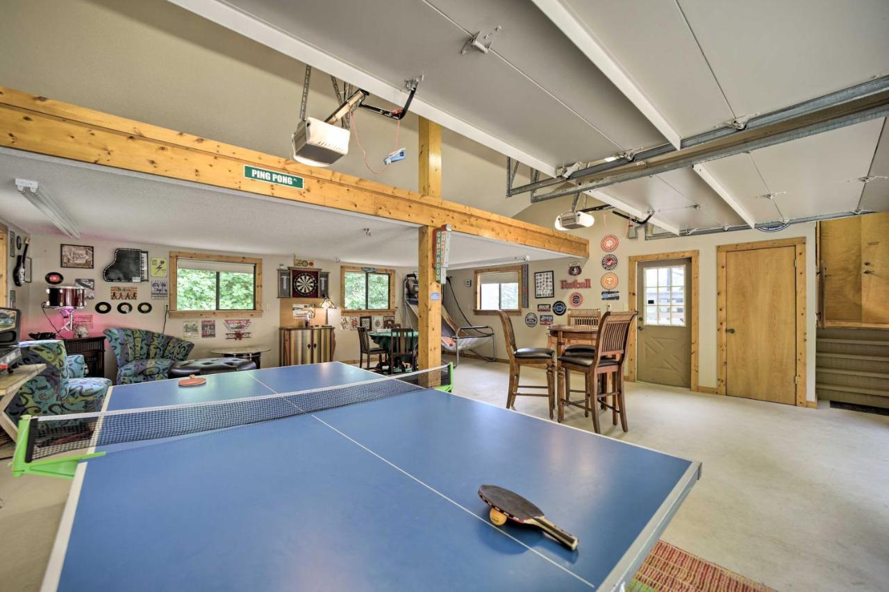 Vibrant Bryson City Home With Mtn Views And Deck! Eksteriør bilde